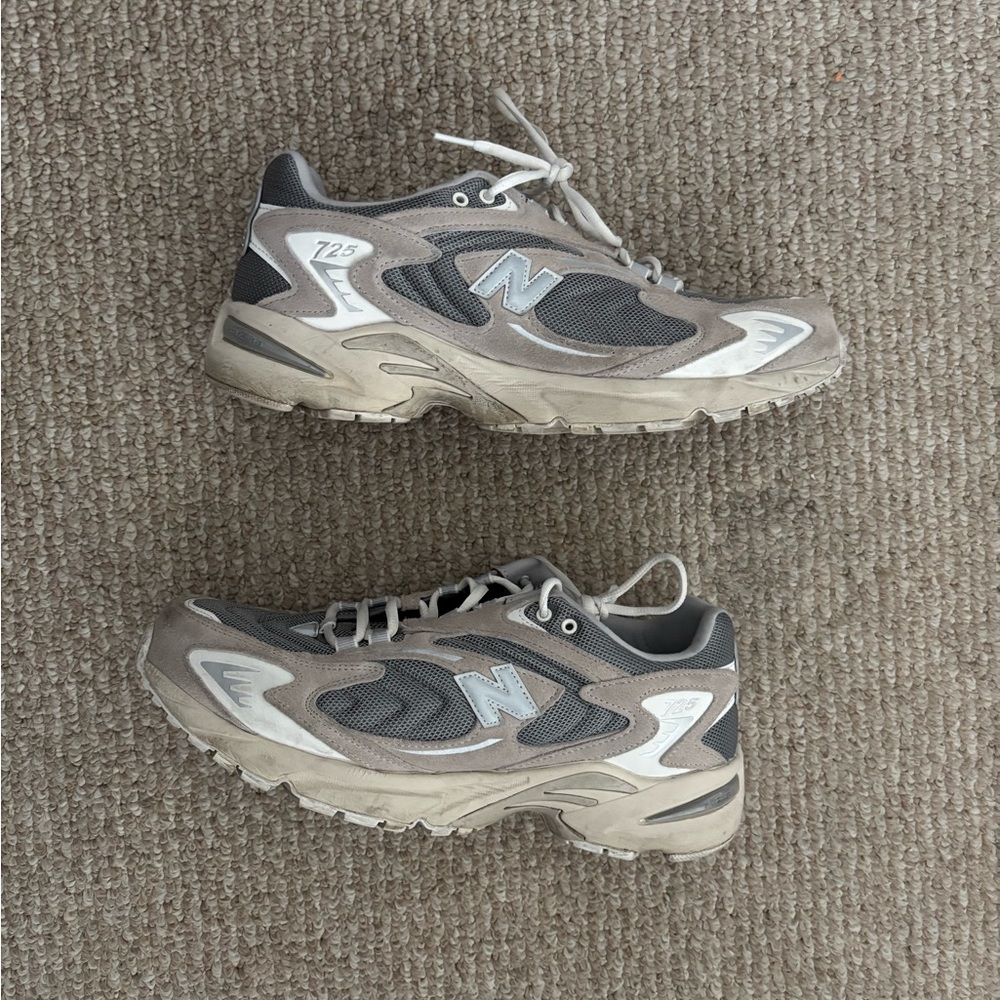 New Balance Gray Sneakers